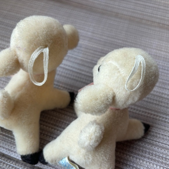 Rare (2) -Vtg. R Dakin Wool Lamb 1983 Mini 3.5" Plush Sheep Collectibles - Picture 9 of 13